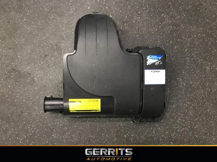 Air box from a Peugeot 107 1.0 12V 2006