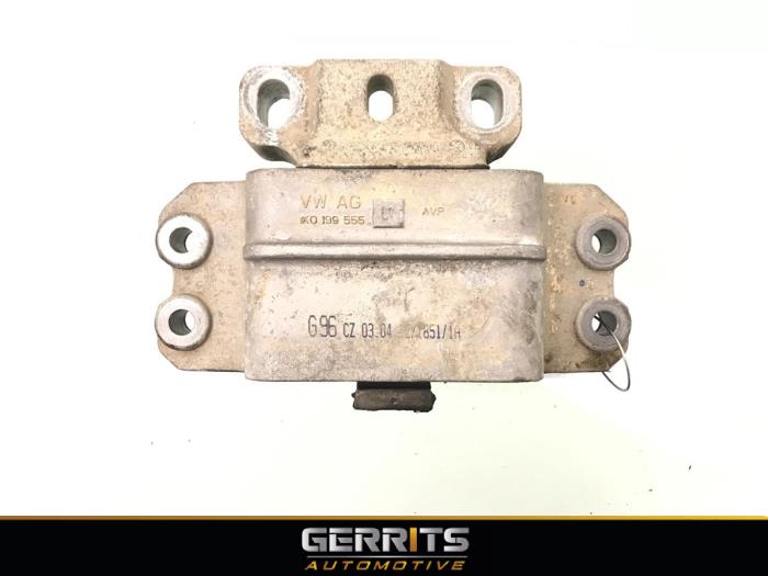 Usagé Support moteur Volkswagen Touran (1T3) 1.2 TSI Prix € 21,98 Règlement à la marge proposé par Gerrits Automotive BV