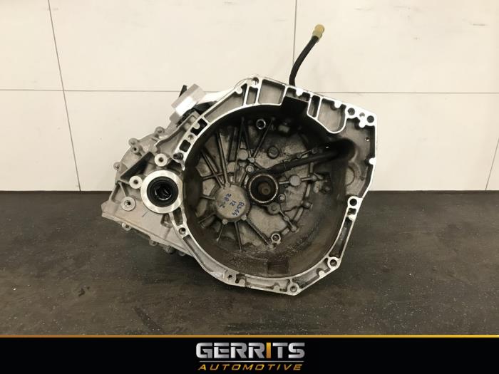 Usagé Boîte de vitesse Renault Scénic IV (RFAJ) 1.3 TCE 140 16V Prix € 799,99 Règlement à la marge proposé par Gerrits Automotive BV