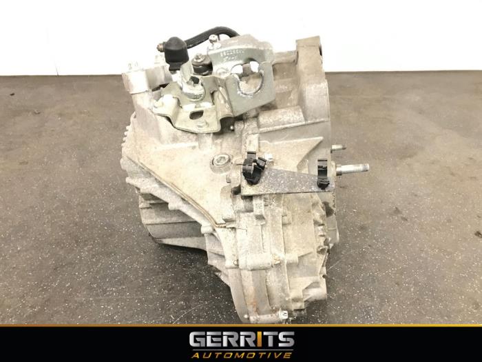 Gearbox Alfa Romeo MiTo 1.6 JTDm 16V - 55262794 955A3000 C635