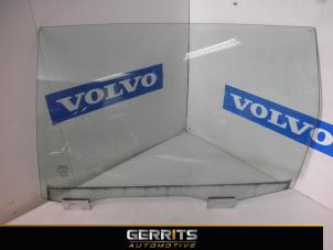 Usados Ventanilla de puerta de 4 puertas izquierda detrás Volvo XC70 (BZ) 2.4 D5 20V AWD Precio € 55,00 Norma de margen ofrecido por Gerrits Automotive