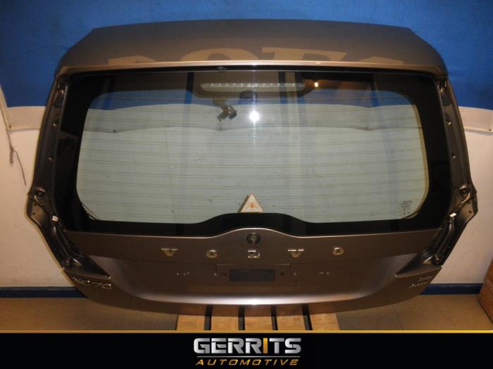 Begagnade Baklucka Volvo XC70 (BZ) 2.4 D5 20V AWD Pris € 137,50 Marginaltabell erbjuds av Gerrits Automotive BV