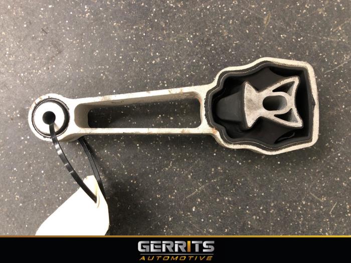 Used Engine mount Volvo XC70 (BZ) 2.4 D5 20V AWD Price € 21,98 Margin scheme offered by Gerrits Automotive BV