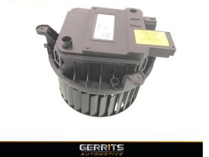 Used Heating and ventilation fan motor Porsche Panamera (971G) 4.0 V8 4S Diesel Price € 199,63 Inclusive VAT offered by Gerrits Automotive