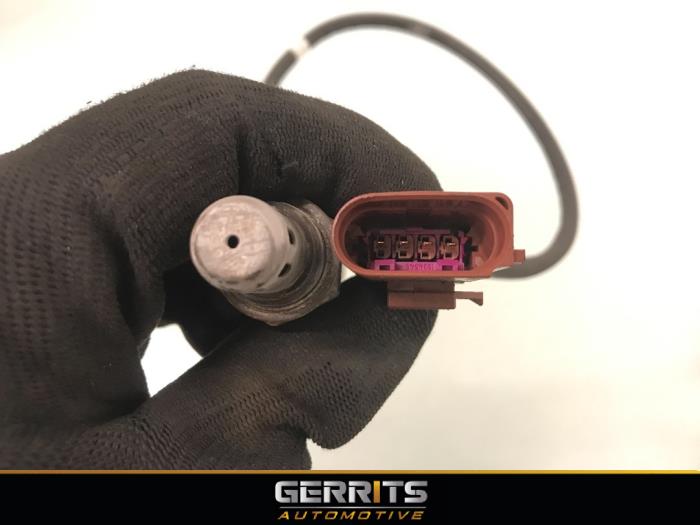 Lambda probe from a Audi A3 Sportback (8VA/8VF) 1.4 TFSI 16V 2013