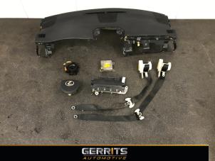 Usados Juego y módulo de airbag Lexus NX I 300h 2.5 16V 4x4 Precio € 1.999,99 Norma de margen ofrecido por Gerrits Automotive