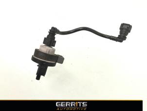 Used Vacuum valve Renault Scénic IV (RFAJ) 1.3 TCE 140 16V Price € 21,98 Margin scheme offered by Gerrits Automotive