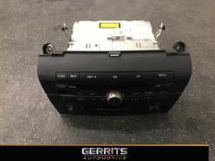 Usagé Radio/Lecteur CD Mazda 3 Sport (BK14) 1.6i 16V Prix € 54,98 Règlement à la marge proposé par Gerrits Automotive