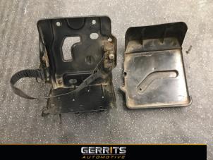Używane Pojemnik na akumulator Fiat Panda (169) 1.1 Fire Cena € 21,98 Procedura marży oferowane przez Gerrits Automotive
