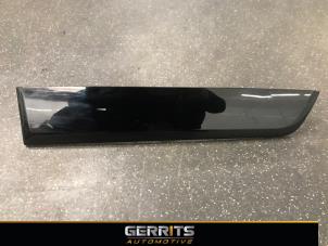 Used Dashboard part Porsche Panamera (971G) 4.0 V8 4S Diesel Price € 99,80 Inclusive VAT offered by Gerrits Automotive