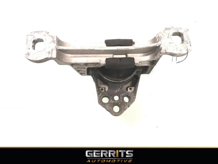 Engine mount from a Ford Transit Connect (PJ2) 1.5 TDCi 2017
