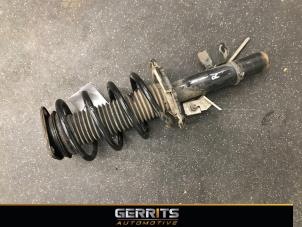 Used Front shock absorber rod, right Ford Transit Connect (PJ2) 1.5 TDCi Price € 113,11 Inclusive VAT offered by Gerrits Automotive