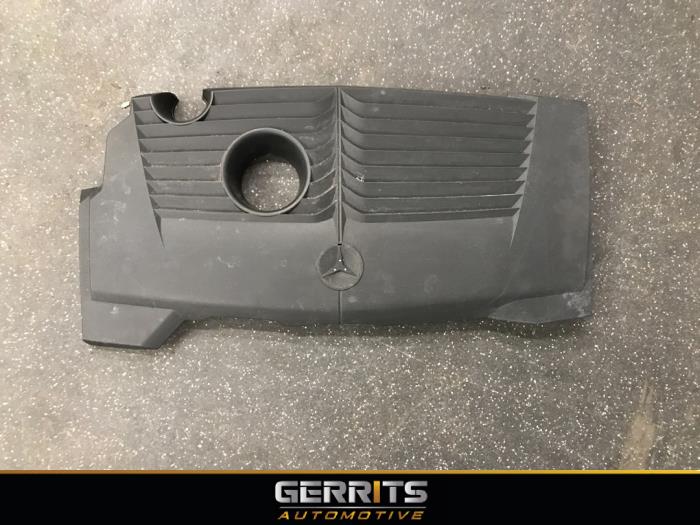 Used Engine cover Mercedes B (W246/W242) 1.6 B-180 BlueEFFICIENCY Turbo 16V Price € 32,98 Margin scheme offered by Gerrits Automotive BV