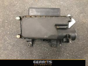 Used Air box Toyota Yaris II (P9) 1.33 16V Dual VVT-I Price € 21,98 Margin scheme offered by Gerrits Automotive