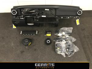 Usagé Kit + module airbag Mercedes E (W213) E-350d 3.0 V6 24V Prix € 1.999,99 Règlement à la marge proposé par Gerrits Automotive