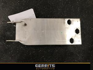 Used Chassis bar, front Mercedes E (W213) E-350d 3.0 V6 24V Price € 46,56 Inclusive VAT offered by Gerrits Automotive