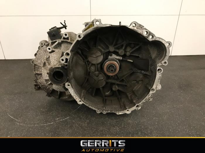 Usagé Boîte de vitesse Volvo S60 I (RS/HV) 2.4 20V 140 Prix € 247,50 Règlement à la marge proposé par Gerrits Automotive BV