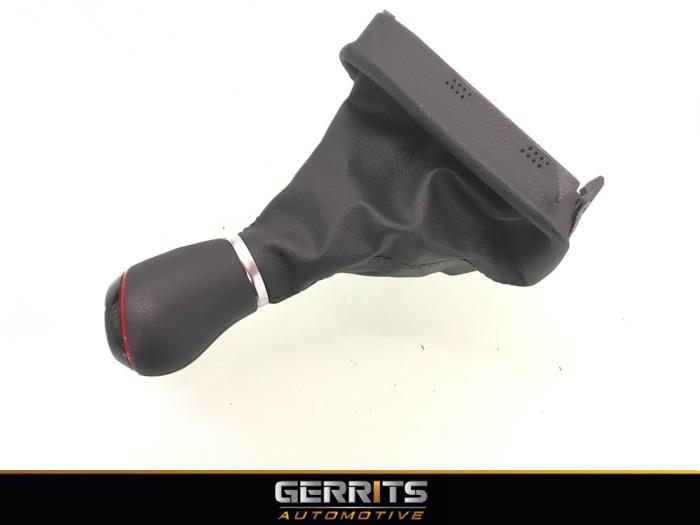 Gear stick cover from a Volkswagen Up! (121) 1.0 TSI 12V GTI 2020