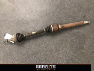 Used Front drive shaft, right Volvo V50 (MW) 1.8 16V Price € 38,48 Margin scheme offered by Gerrits Automotive
