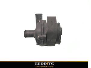 Used Additional water pump Mercedes E (W213) E-350d 3.0 V6 24V Price € 24,19 Inclusive VAT offered by Gerrits Automotive