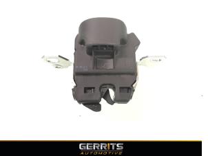 Used Rear seat lock Mercedes E (W213) E-350d 3.0 V6 24V Price € 66,53 Inclusive VAT offered by Gerrits Automotive