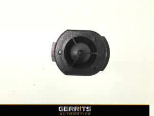 Used Speaker Renault Scénic IV (RFAJ) 1.3 TCE 140 16V Price € 21,98 Margin scheme offered by Gerrits Automotive