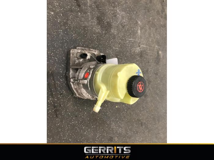 Power steering pump Renault Trafic 1.6 dCi 120 Twin Turbo 491100616R