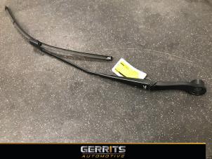 Used Front wiper arm Ford Transit Custom 2.2 TDCi 16V FWD Price € 30,24 Inclusive VAT offered by Gerrits Automotive