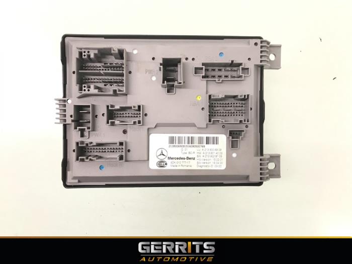 Używane Sterownik Body Control Mercedes E (W213) E-350d 3.0 V6 24V Cena € 142,98 Procedura marży oferowane przez Gerrits Automotive BV