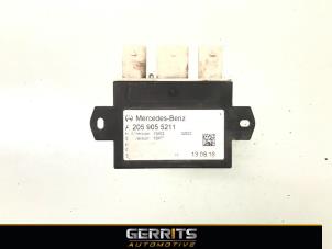 Used Module tailgate motor Mercedes E (W213) E-350d 3.0 V6 24V Price € 66,53 Inclusive VAT offered by Gerrits Automotive