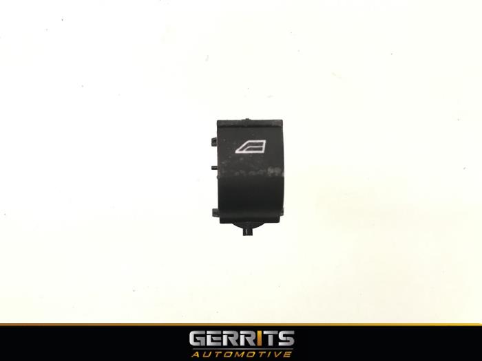 Usados Interruptor de ventanilla eléctrica Ford Transit 2.0 TDCi 16V Eco Blue 130 Precio € 24,19 IVA incluido ofrecido por Gerrits Automotive BV
