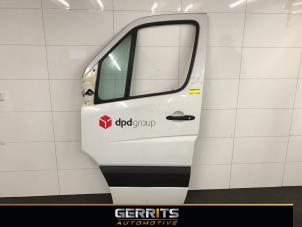 Used Door 2-door, left Mercedes Sprinter 3,5t (906.63) 313 CDI 16V Price € 266,18 Inclusive VAT offered by Gerrits Automotive