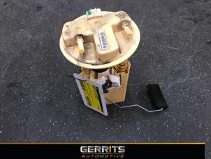 Used Electric fuel pump Renault Clio IV Estate/Grandtour (7R) 1.5 Energy dCi 90 FAP Price € 54,98 Margin scheme offered by Gerrits Automotive