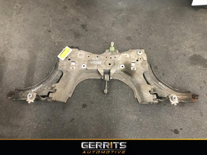 Used Subframe Renault Clio IV Estate/Grandtour (7R) 1.5 Energy dCi 90 FAP Price € 109,98 Margin scheme offered by Gerrits Automotive BV