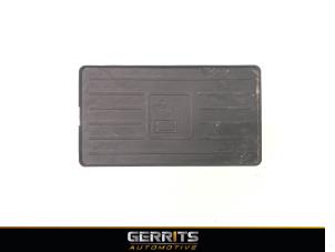 Used Phone module Seat Arona (KJX) 1.6 TDI 95 Price € 109,98 Margin scheme offered by Gerrits Automotive