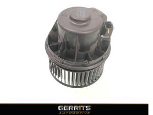 Usados Motor de ventilador de calefactor Ford Transit Connect (PJ2) 1.5 TDCi Precio € 46,56 IVA incluido ofrecido por Gerrits Automotive