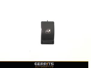 Used Electric window switch Fiat Doblo Cargo (263) 1.3 D Multijet Price € 26,60 Inclusive VAT offered by Gerrits Automotive
