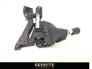 Używane Dzwignia zmiany biegów Ford Fiesta 6 (JA8) 1.6 SCTi ST 16V Cena € 54,98 Procedura marży oferowane przez Gerrits Automotive