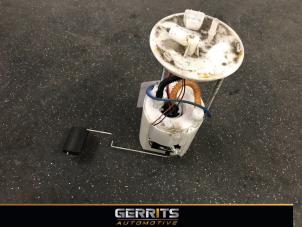 Usados Bomba eléctrica de combustible Kia Sportage (SL) 2.0 CVVT 16V 4x2 Precio € 109,98 Norma de margen ofrecido por Gerrits Automotive