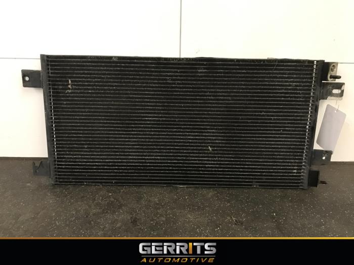 Air conditioning condenser from a Jeep Compass (PK) 2.2 CRD 16V 4x2 2013