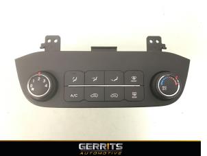 Used Heater control panel Kia Sportage (SL) 2.0 CVVT 16V 4x2 Price € 82,48 Margin scheme offered by Gerrits Automotive