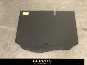 Używane Mata bagaznika Ford Fiesta 7 1.5 TDCi 85 Cena € 54,98 Procedura marży oferowane przez Gerrits Automotive