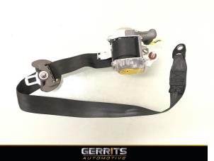 Used Front seatbelt, right Hyundai Santa Fe II (CM) 2.7 V6 24V 4x4 Price € 82,48 Margin scheme offered by Gerrits Automotive