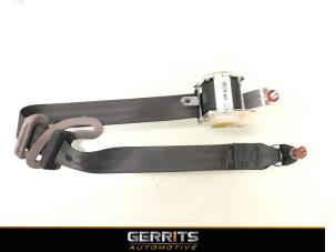 Used Rear seatbelt, right Hyundai Santa Fe II (CM) 2.7 V6 24V 4x4 Price € 54,98 Margin scheme offered by Gerrits Automotive