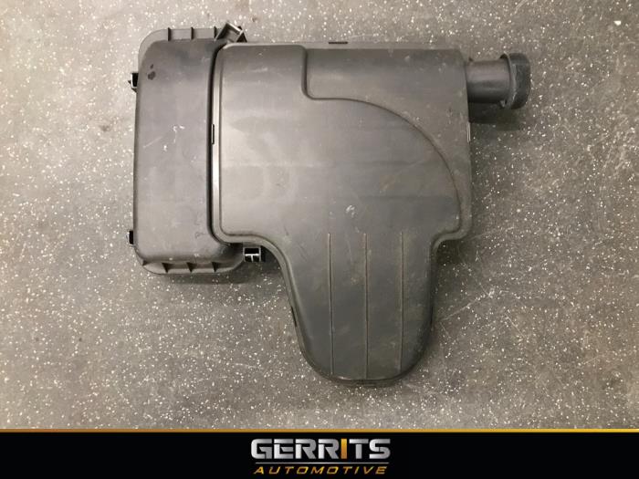 Begagnade Luftfilterhus Daihatsu Sirion 2 (M3) 1.0 12V DVVT Pris € 27,48 Marginaltabell erbjuds av Gerrits Automotive BV