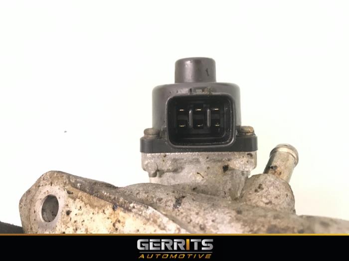 EGR valve from a Mitsubishi Outlander (GF/GG) 2.0 16V PHEV 4x4 2014
