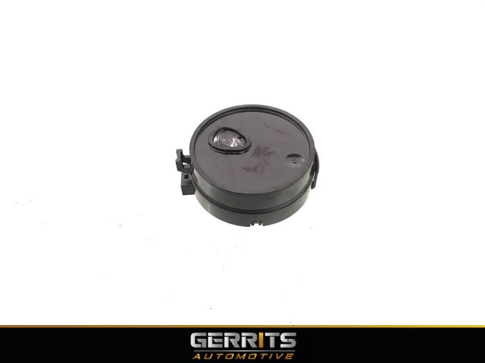 Begagnade Regnsensor Mercedes B (W245) 2.0 B-200 16V Turbo Pris € 21,98 Marginaltabell erbjuds av Gerrits Automotive BV