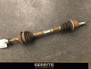 Used Front drive shaft, left Peugeot 206+ (2L/M) 1.4 XS Price € 32,98 Margin scheme offered by Gerrits Automotive