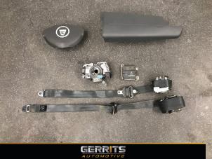 Used Airbag set + module Dacia Duster (HS) 1.2 TCE 16V Price € 499,99 Margin scheme offered by Gerrits Automotive