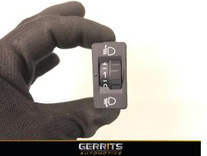 Używane Przelacznik reflektora LHV Citroen C3 (SC) 1.0 Vti 68 12V Cena € 21,98 Procedura marży oferowane przez Gerrits Automotive
